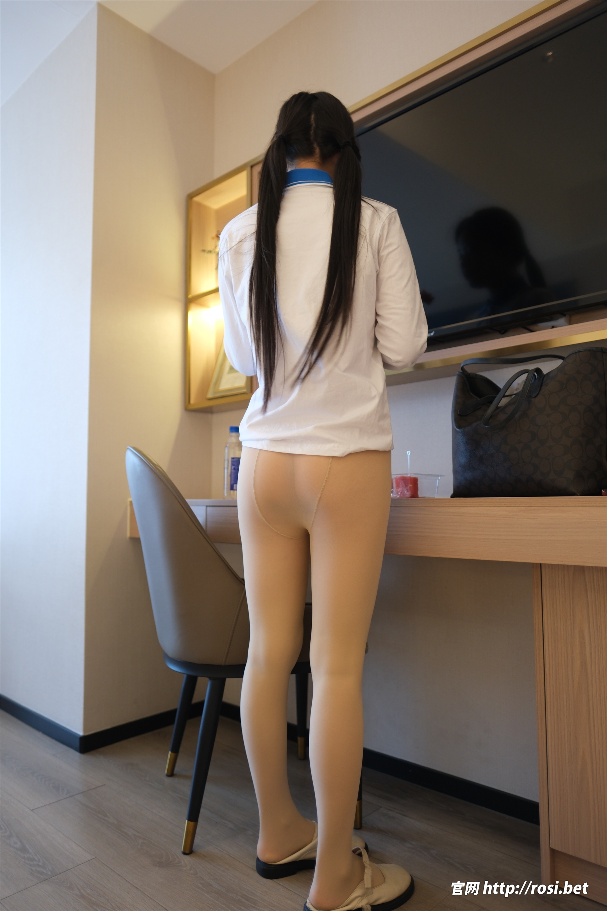 ROSI写真 2026.01.16 NO.5156